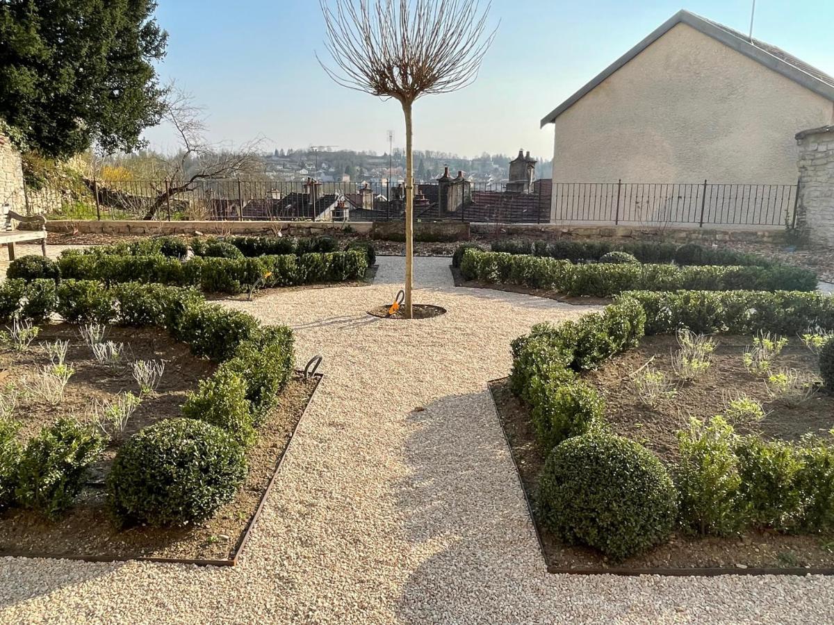 L'Orangerie Bed & Breakfast Neufchateau Bagian luar foto